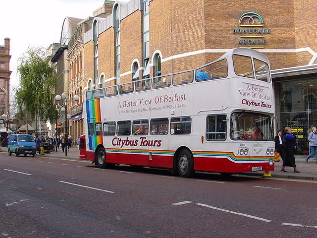 Veteran
    Fleetline 2863 still going strong - October 2001