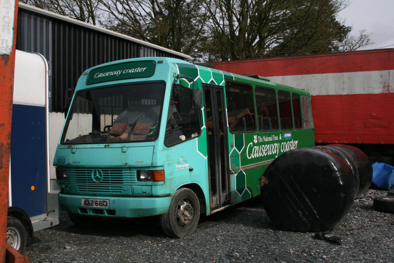 Mercedes/Wright 1813 - McLoughlin, Convoy - Apr 2010 [ Will Hughes ]