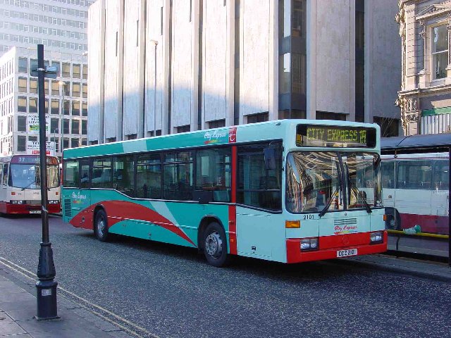 Mercedes 0405 2101 (DCZ 2101) on the City Express - 19 Nov 2001