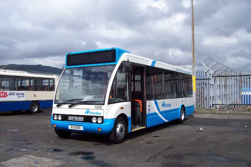 Hew Solo 1916 with former Volvo reg KXI 600 - August 2005 (Will Hughes)