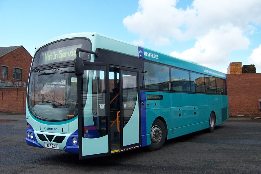 Volvo B7BLE/Wright Commuter 2201 - Belfast - April 2004 (Will Hughes)