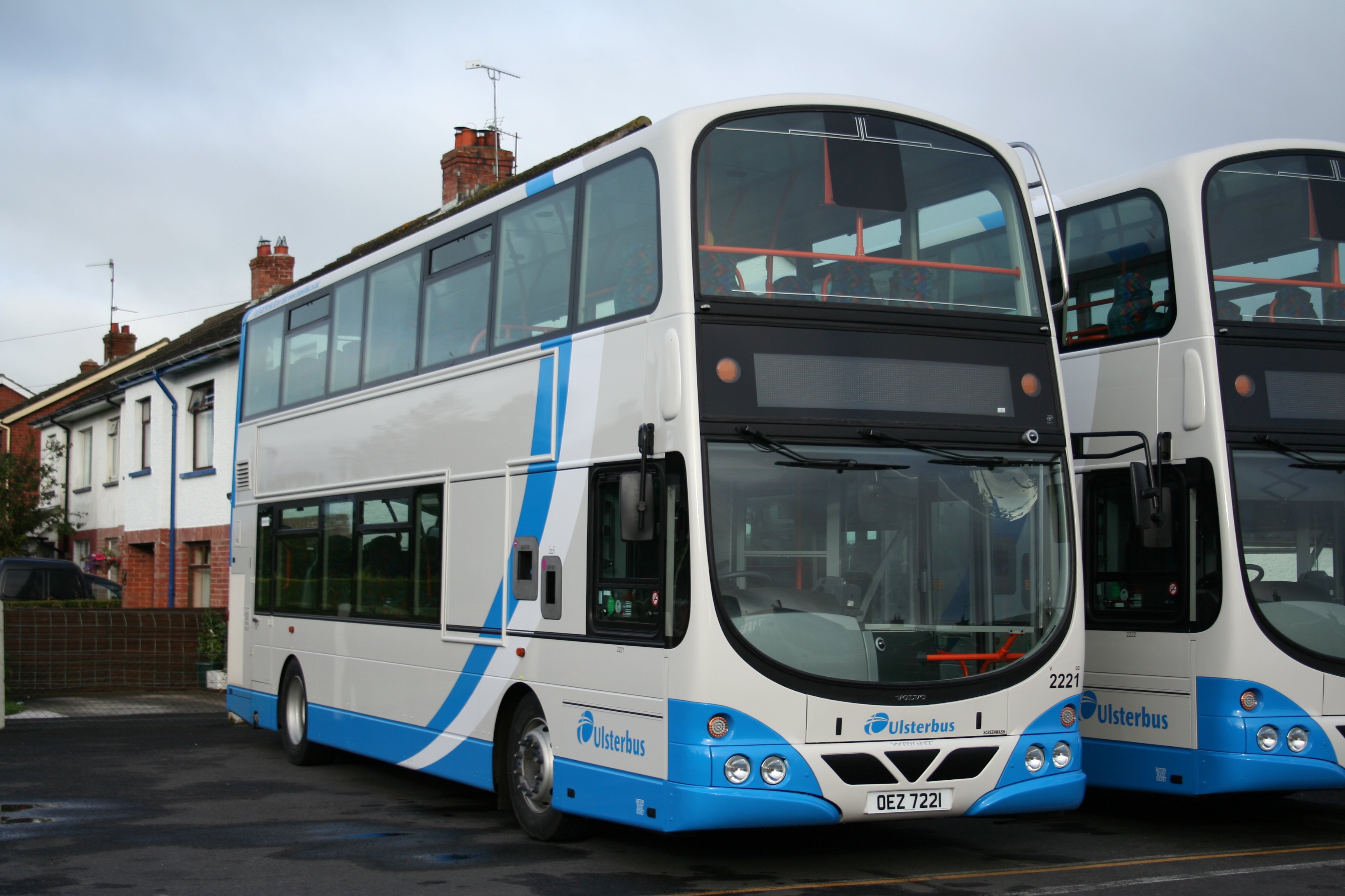 B9TL 2221 - Ballygowan - September 2007 (Martin Young)