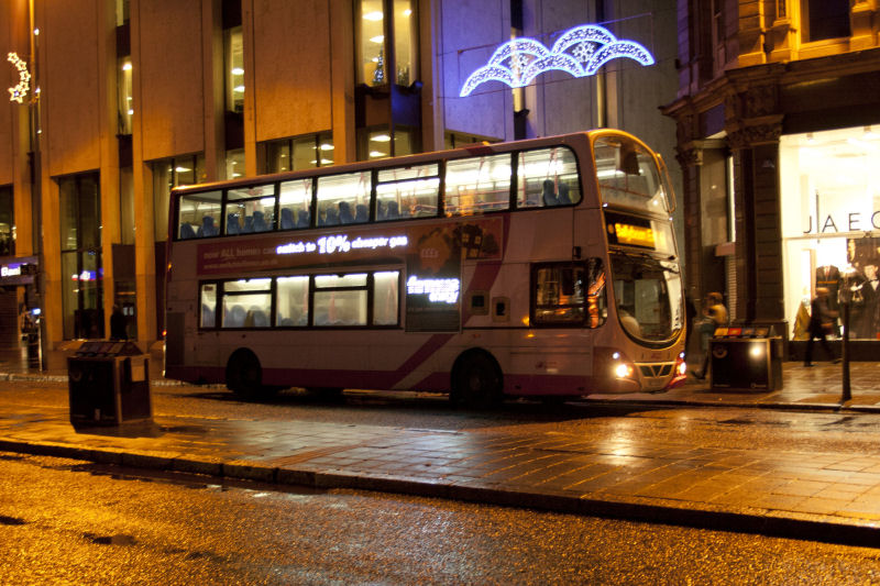 Volvo B9 2333 with illuminated advert - DSqW - Dec 2011  - [ Martin Young ]