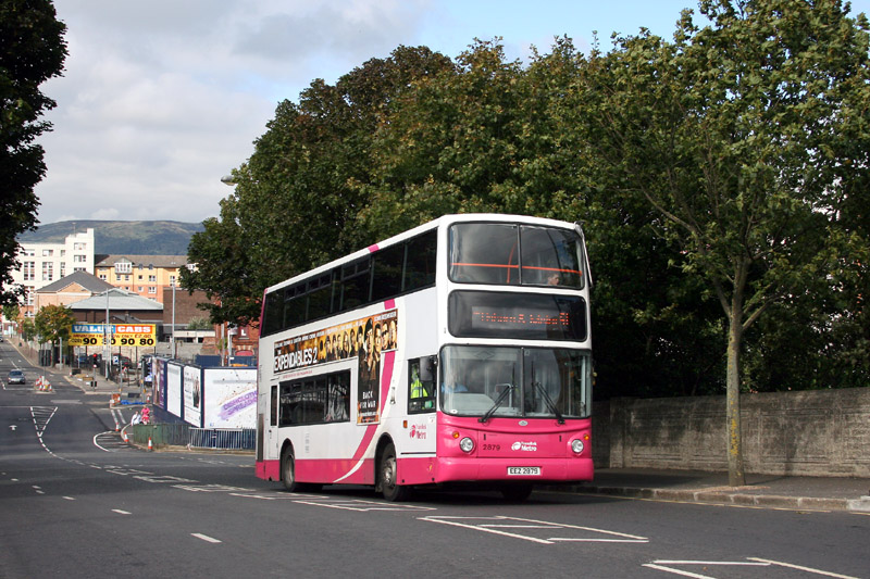 Ex Metro B7TL 2879 on UB 51 route - Boyne Bridge - Sep 2012 [ Paul Savage ]