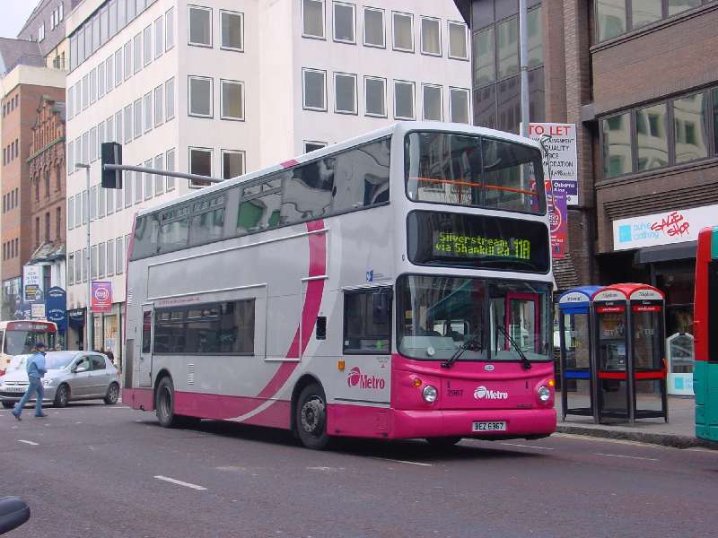 Volvo / ALX400 2967 - Metro livery - Belfast Feb 2005